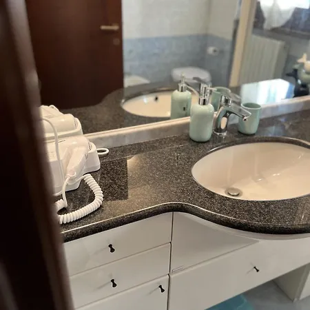 Rilo's فندق مبيت وإفطار